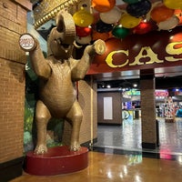 รูปภาพถ่ายที่ Circus Circus Reno Hotel &amp;amp; Casino โดย David H. เมื่อ 4/4/2023