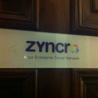 รูปภาพถ่ายที่ Zyncro โดย Joshua เมื่อ 10/26/2012