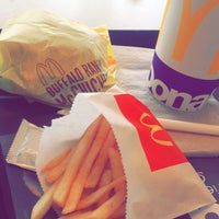 Photo taken at McDonald&amp;#39;s by Anyelin V. on 2/11/2018