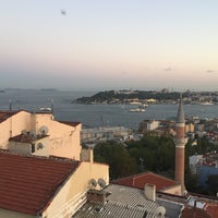 Photo taken at Witt Istanbul Suites by Hussein K. on 8/24/2017