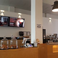 5/20/2018 tarihinde David H.ziyaretçi tarafından Curiocity Coffee'de çekilen fotoğraf