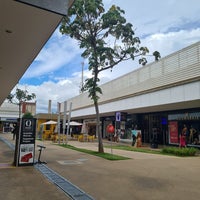 Photo taken at Outlet Premium Brasília by Fátima D. on 12/24/2022