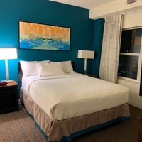Photo taken at Residence Inn by Marriott Orlando at SeaWorld by Hiro on 3/21/2022