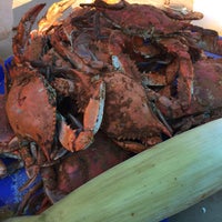 7/18/2018에 Beth B.님이 Bay Crawlers Crab Shack에서 찍은 사진