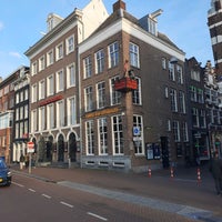 Photo taken at De Kleine Komedie by Christiaan K. on 4/10/2022