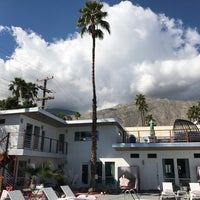 Снимок сделан в The Wesley Palm Springs пользователем Nina C. 2/28/2017