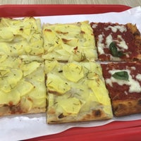 4/20/2019에 Stefan C.님이 Mamma Mia Pizza &amp;amp; FastGood에서 찍은 사진