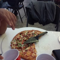 5/14/2014 tarihinde Everardo M.ziyaretçi tarafından Pizzería &amp;quot;Pizza Y Corre&amp;quot;'de çekilen fotoğraf