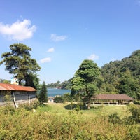 Photo taken at Rumah Makan Bedugul Lake View by Nunu H. on 9/22/2014