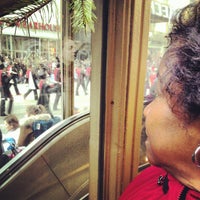 Photo taken at Chicago Thanksgiving Day Parade by Keilon L. on 11/22/2012