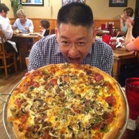 7/16/2013 tarihinde Star Pizzaziyaretçi tarafından Star Pizza'de çekilen fotoğraf