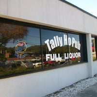 8/17/2016 tarihinde Tally Ho Bar &amp;amp; Grilleziyaretçi tarafından Tally Ho Bar &amp;amp; Grille'de çekilen fotoğraf