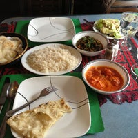 2/3/2013 tarihinde Kevin R.ziyaretçi tarafından Kiran Indian Cuisine'de çekilen fotoğraf