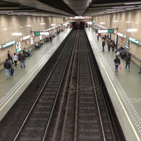 Photo taken at Metro Lijn 1 / Métro Ligne 1 (MIVB / STIB) by Adela Ștefania🎀 on 8/27/2015