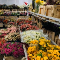 Photo taken at Tahani Flowers by Hussain A. on 2/4/2020