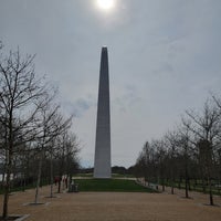 Photo taken at Gateway Arch National Park by Joey B. on 3/5/2024
