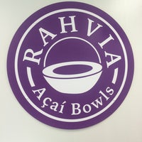 Photo prise au Rahvia Açai Bowls par Mary Y. le8/24/2016