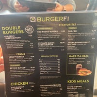 Photo taken at BurgerFi by Lohanna C. on 12/30/2023