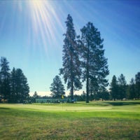 Das Foto wurde bei Bend Golf &amp;amp; Country Club von Bend Golf &amp;amp; Country Club am 8/22/2016 aufgenommen