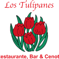 Foto tirada no(a) Los Tulipanes por Los Tulipanes em 4/4/2016