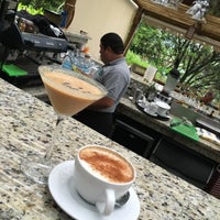 Photo taken at Finca Rosa Blanca Coffee Farm and Inn by Laura B. on 8/6/2016