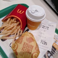 マクドナルド 金山店 Nagoya Shiのファーストフード店