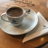 Photo taken at Caribou Coffee by Ecrin Hatice K. on 8/30/2017