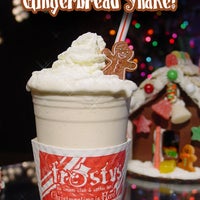 Foto scattata a Frosty&amp;#39;s Ice Cream Club &amp;amp; Coffee Bar &amp;amp; Snow Cones!!! da Frosty&amp;#39;s Ice Cream Club &amp;amp; Coffee Bar &amp;amp; Snow Cones!!! il 11/12/2013