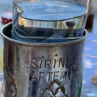 Photo prise au Artemis Restaurant &amp; Şarap Evi par ehs le7/16/2023