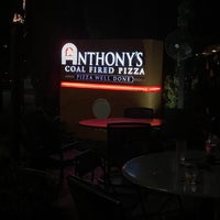 Photo taken at Anthony&amp;#39;s Coal Fired Pizza by ehs on 3/30/2017