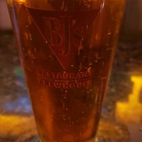 Photo taken at BJ&amp;#39;s Restaurant &amp;amp; Brewhouse by Brian A. on 7/10/2021