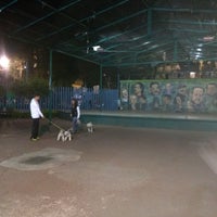Photo taken at Parque Moderna by Nipper L. on 8/15/2017