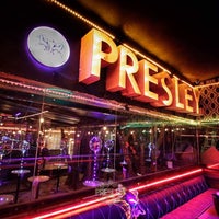 Photo prise au Presley Night &amp;amp; Lounge par Juan G. le12/6/2017
