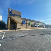 Photo taken at Goodwill Industries of Southern NJ and Philadelphia by Carlos V. on 2/8/2023