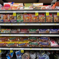 Photo taken at Food Bazaar Supermarket by マキセン on 9/12/2022