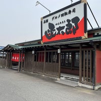 Photo taken at 函館グルメ回転寿司 函太郎 鶴岡店 by ベタンコート on 4/18/2024