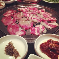 Das Foto wurde bei Sonagi Korean BBQ von Moses am 1/10/2013 aufgenommen