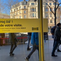 รูปภาพถ่ายที่ IKEA Paris Madeleine โดย Nick D. เมื่อ 2/27/2021