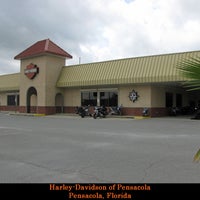 Снимок сделан в Harley-Davidson of Pensacola пользователем Carlos H. 10/2/2012