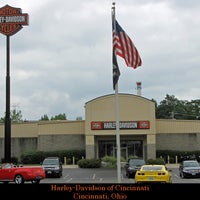 9/24/2012 tarihinde Carlos H.ziyaretçi tarafından Harley-Davidson of Cincinnati'de çekilen fotoğraf