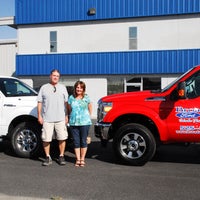 Foto tomada en Broadway Ford  por Broadway Ford el 9/16/2013