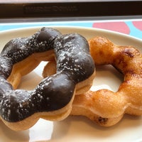 Photo taken at Mister Donut by MASAMI on 5/18/2018