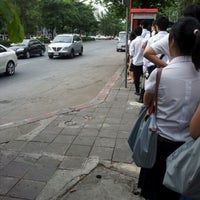 Photo taken at CU Shuttle Bus Stop Siam-Henri by Nattawut M. on 8/22/2011
