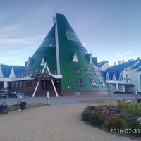 Photo taken at Cronwell Resort Югорская долина by Илья В. on 7/31/2016