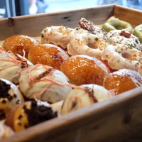 12/3/2016에 Harold L.님이 Crosstown Doughnuts &amp;amp; Coffee에서 찍은 사진