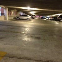 Centro Ybor Parking Garage Parking In Tampa