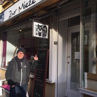Photo taken at Zur Mieze - Katzenmusikcafé by Pascal V. on 12/3/2016