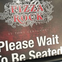 Photo taken at Pizza Rock by Steinar B. on 4/13/2024