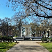 Photo taken at Dupont Circle Fountain (Samuel Francis Du Pont Memorial Fountain) by Aaron on 3/19/2024