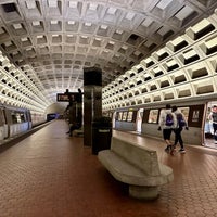 Photo taken at Foggy Bottom-GWU Metro Station by Aaron on 10/30/2022